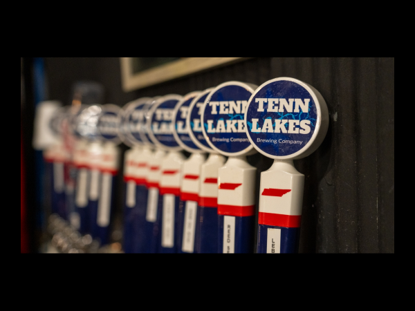 Tenn Lakes Brewing Company Logo