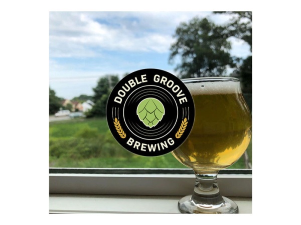 Double Groove Brewing [FIX4 TEMP] Logo